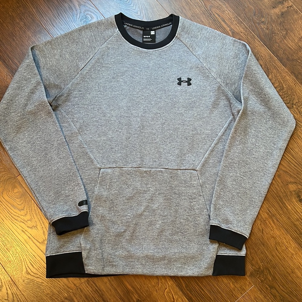 Under Armour sweatshirt L